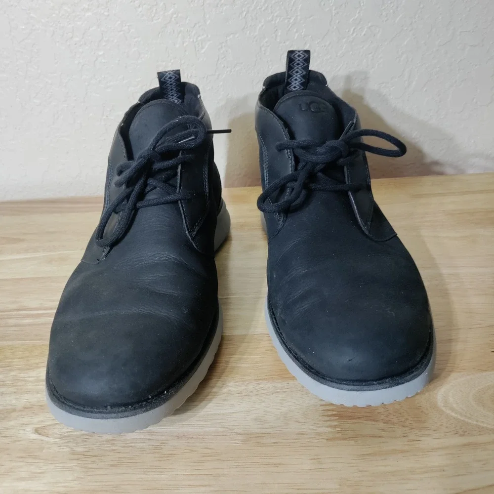 UGG Miwo Neumel Black Leather Suede Chukka Boots Mens 12 1104976